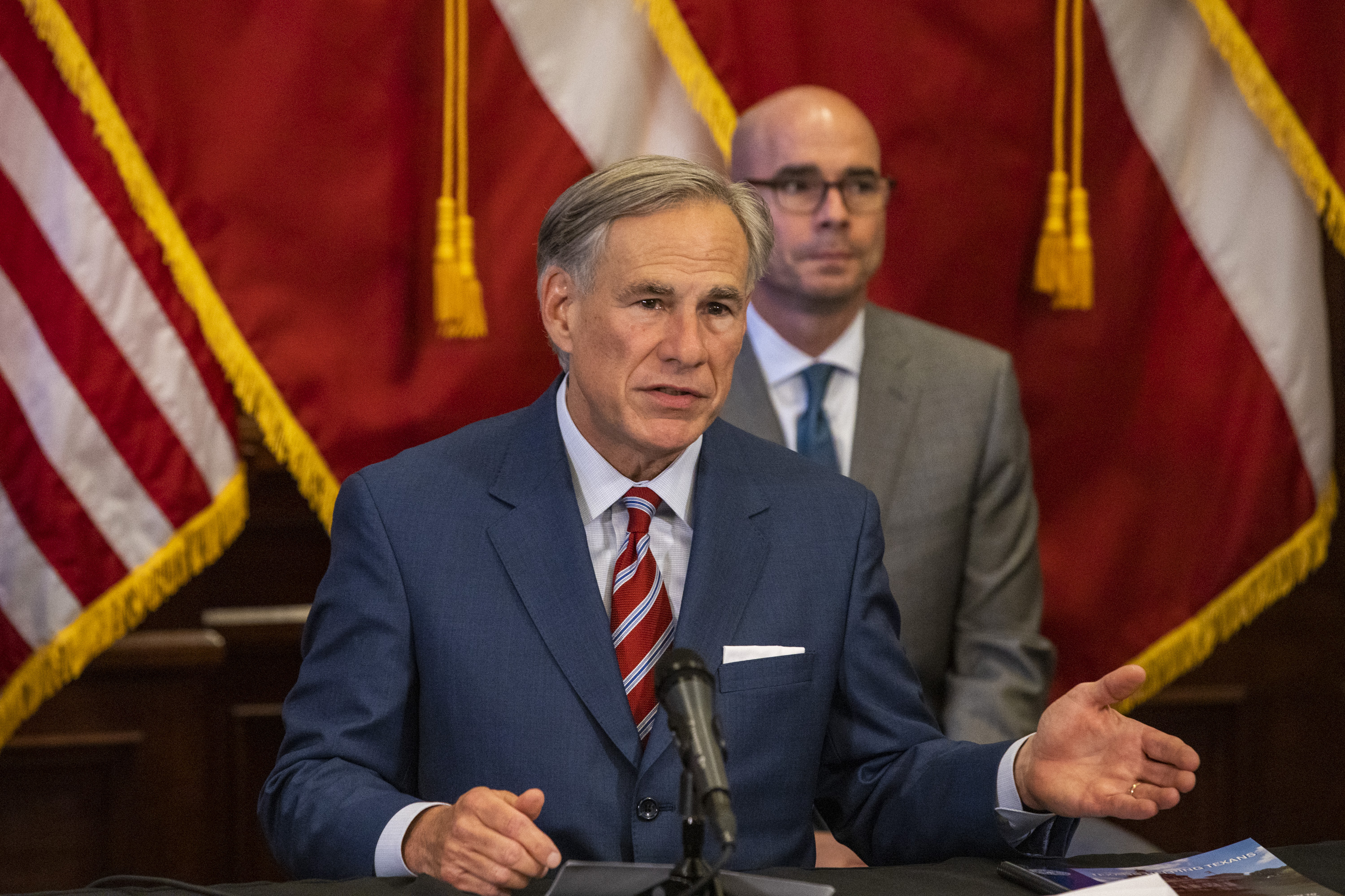 Abbott Calls on Democratic Party Official to Resign Following 'Disgusting' Racial Slur Against Sen. Scott - Vimarsana News