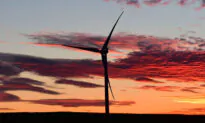 Victoria Promises World Leading Legislation to Halve Emissions by 2030