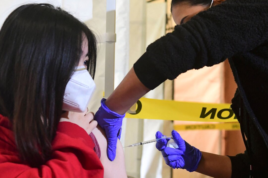 New Bill Would Give California Minors 12 and Older Vaccine Autonomy