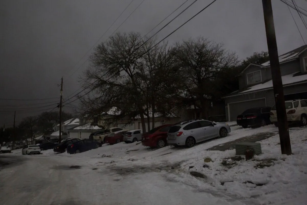A neighborhood experiences a power outage after winter weather caused electricity blackouts in San Marcos, Texas, U.S. on Feb. 16, 2021. (Mikala Compton/Reuters)