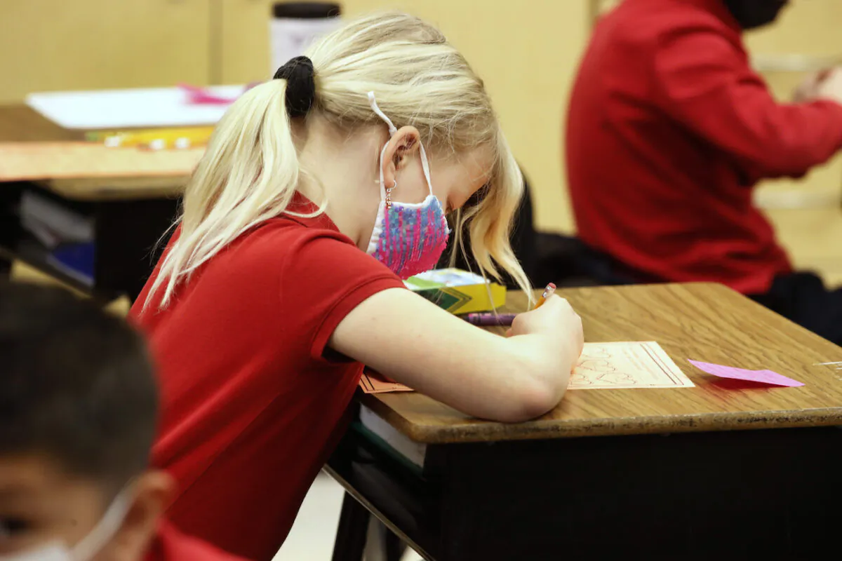 Edmonton Public School trustees have voted to ask the province to implement mask mandates in schools. (George Frey/Getty Images)
