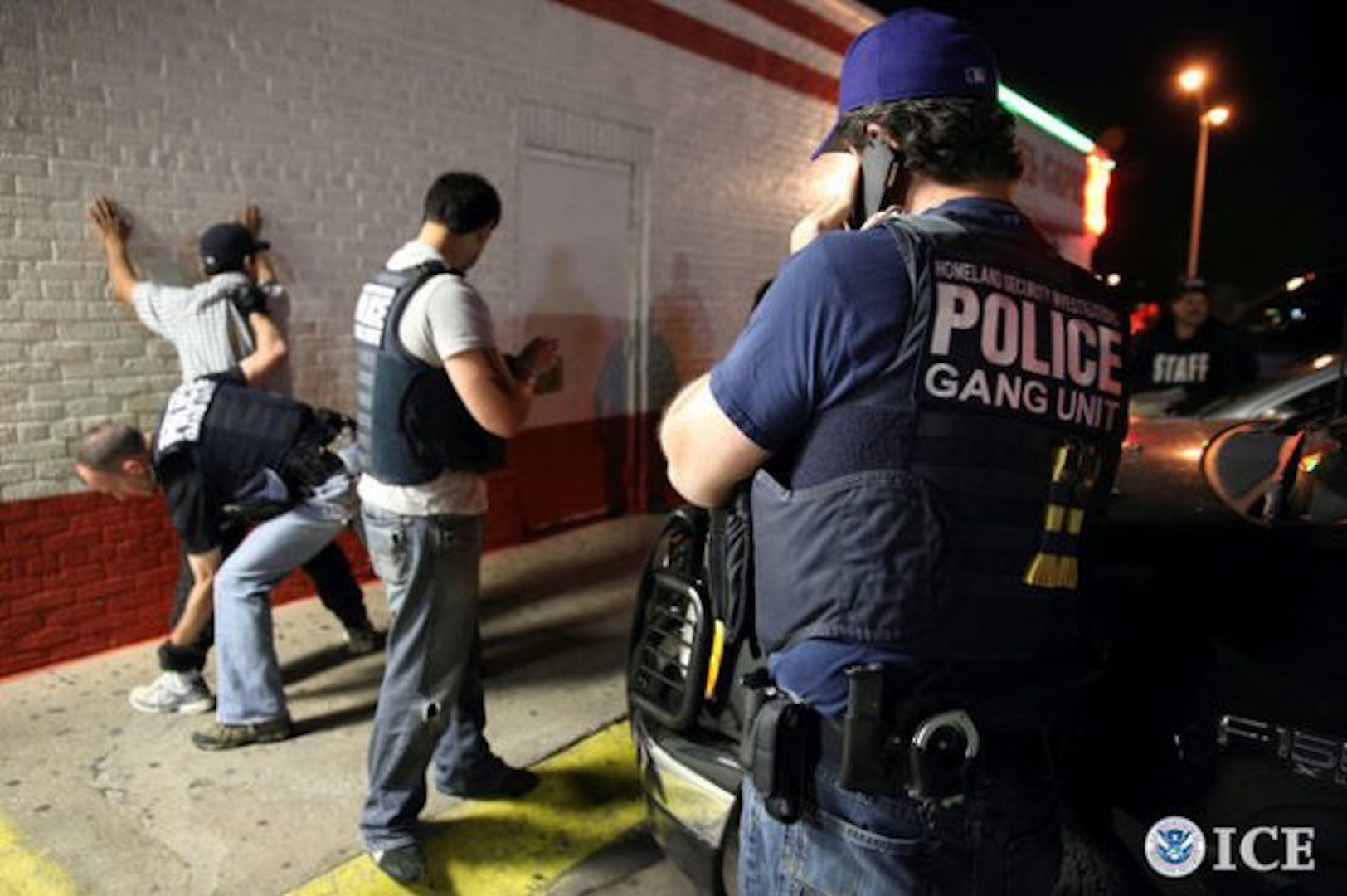 Biden Administration Orders ICE Agents Not to Arrest, Deport Crime Victims - Vimarsana News