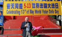 Australians Support Falun Dafa Practitioners on World Falun Dafa Day