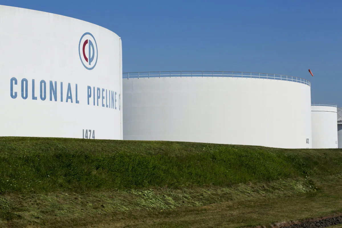 Holding tanks are seen at Colonial Pipeline's Linden Junction Tank Farm in Woodbridge, New Jersey, U.S. in an undated photograph. (Colonial Pipeline/Handout via Reuters)