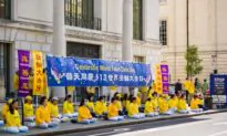 UK Falun Gong Practitioners Celebrate World Falun Dafa Day