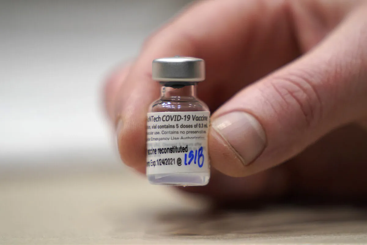 A vial of the Pfizer vaccine for COVID-19 in Seattle, Wash., on Jan. 24, 2021. (Ted S. Warren/AP Photo)