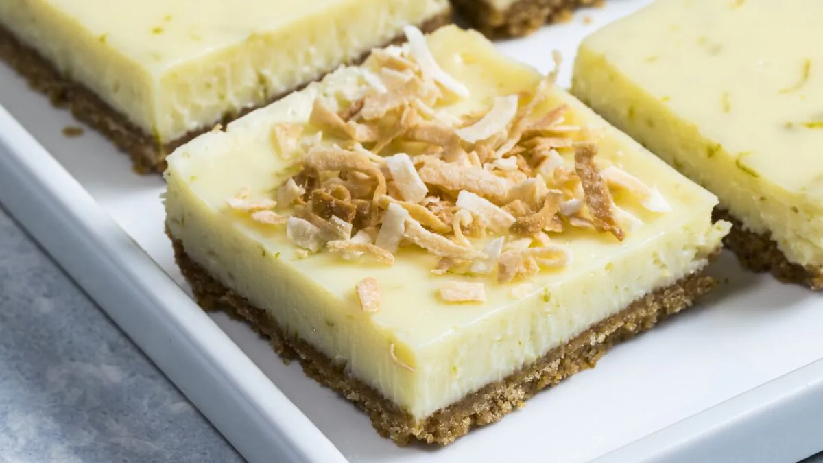 Fresh lime juice gives the bars great flavor. (Elle Simone)