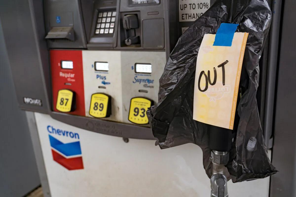 Gas stations begin to run out of gasoline after motorists rushed to fill up in Atlanta, Ga., on May 11, 2021. There is an expectation of a gasoline shortage in Georgia after Georgia-based gas company Colonial Pipeline reported a ransomware attack on May 7. (Megan Varner/Getty Images)