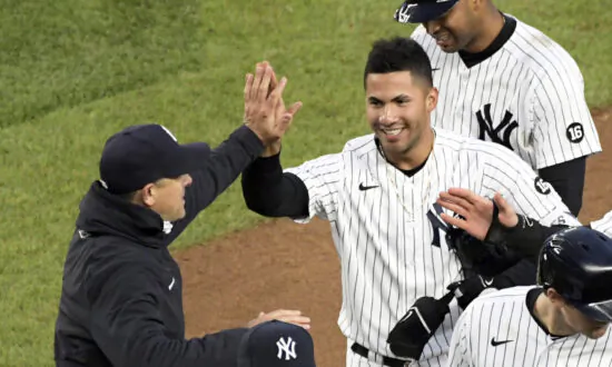 Yankees’ Torres Positive for COVID-19 Despite Being Vaccinated