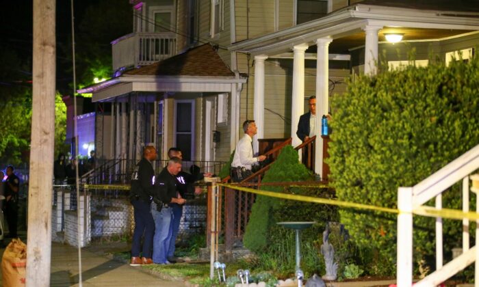 Police: 9 Wounded In Providence, Rhode Island, Shooting | The Epoch Times