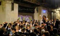 Police Move Barcelona Crowds Along Amid Post-Curbs Parties
