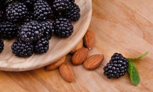 5 Health Benefits of Hazelnuts
