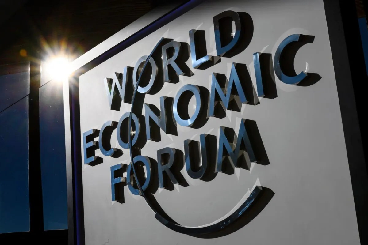 A sign of the World Economic Forum is seen in Davos, Switzerland, on Jan. 20, 2017. (Fabrice Coffrini/AFP via Getty Images)