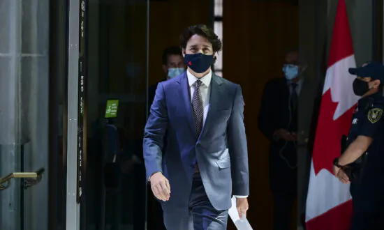Trudeau Says He Knew About Investigation Into General Overseeing Vaccines Weeks Ago