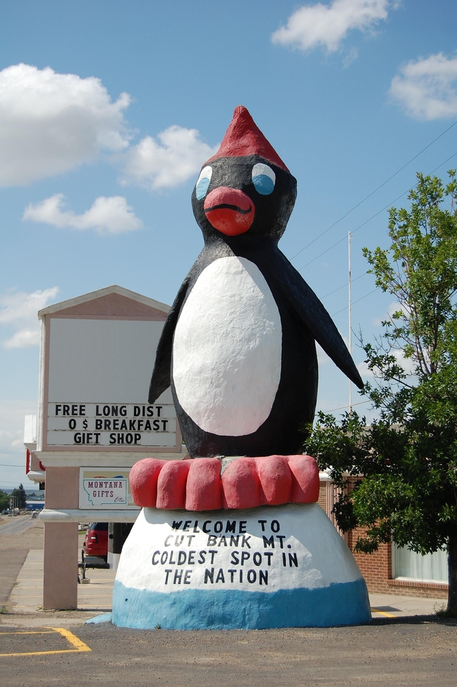 Worlds,Largest,Penguin,At,Cut,Bank,,Montana