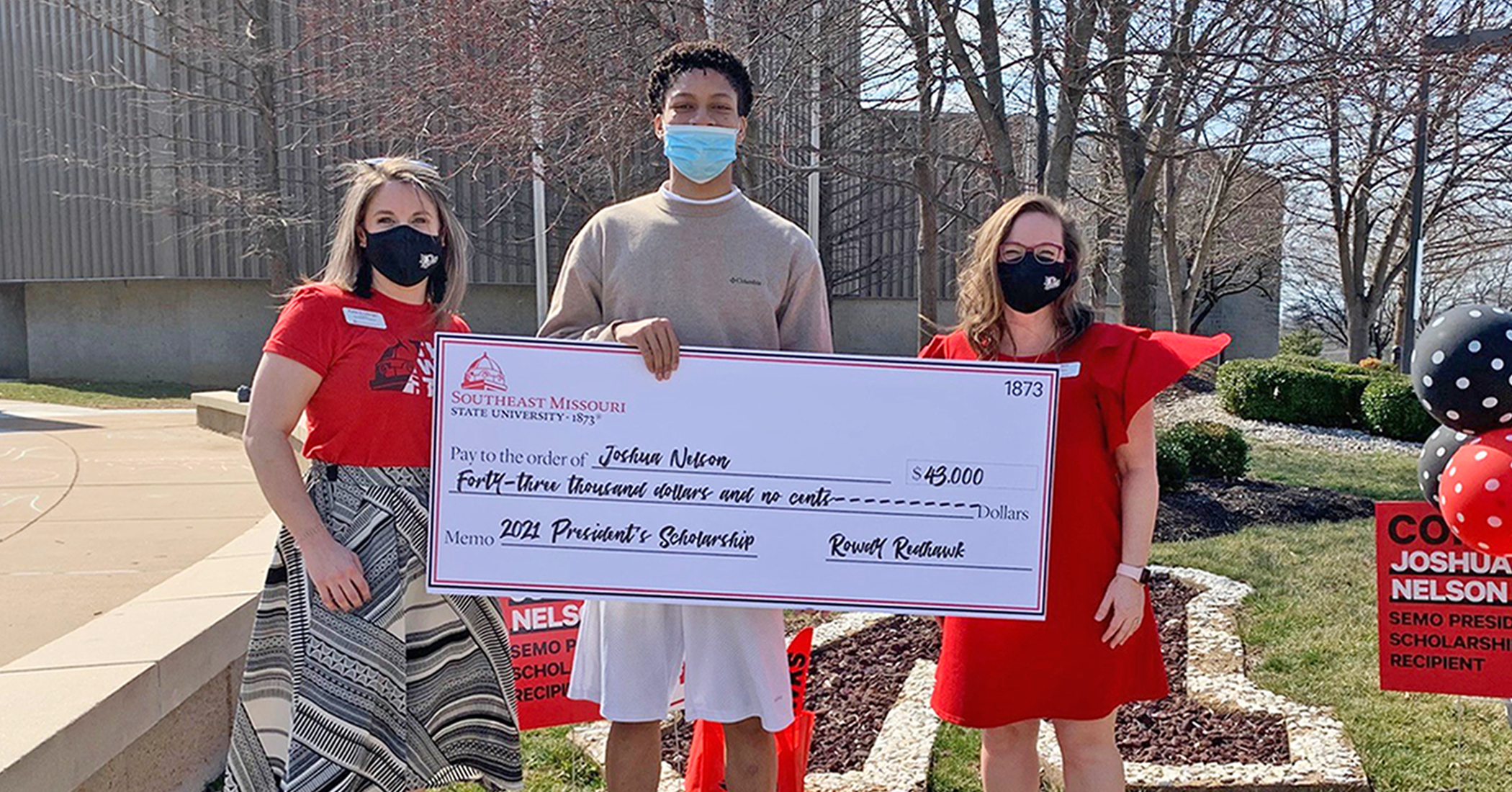 Teen Earns Scholarship, Decides to Donate His Own Savings to Another Student in Need - Vimarsana News