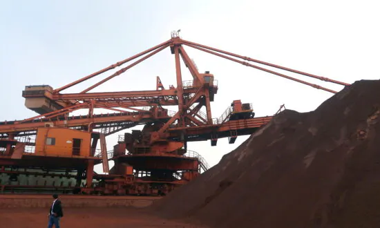 China’s Industrial Commodities Slide After Beijing Warns of Market Crackdown