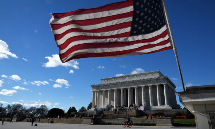An American flag flies near the Lincoln Memorial on December 22, 2018. (Olivier Douliery/Getty Images)