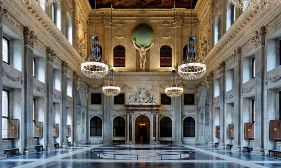 The Royal Palace of Amsterdam at the Center of the Universe