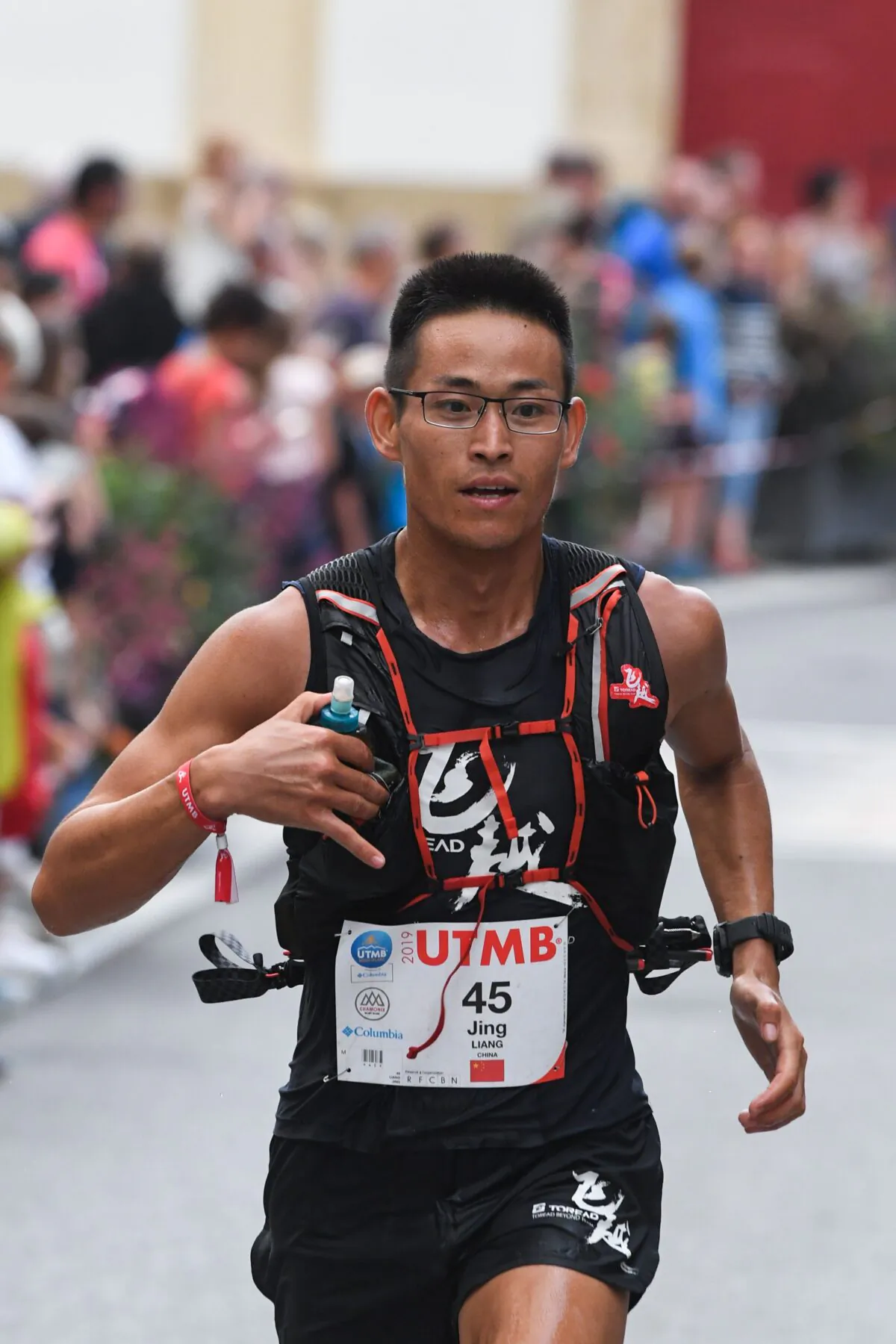 Chinese runner Jing Liang competes during the 170 kilometres Mont Blanc Ultra Trail (UTMB) race around Mont-Blanc, crossing France, Italy and Swiss, in Chamonix, France on Aug. 30, 2019. (Jean-Pierre Clatot/AFP via Getty Images)