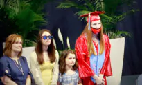 Student’s Military Dad Couldn’t Make It to Her Grad—Then the MC Makes an Unexpected Announcement