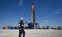 Ohio Republican Claims Proposed Plastics Ban Would Collapse Oil and Gas Industry