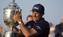 Column: Never No. 1, Mickelson’s Legacy Will Be Longevity