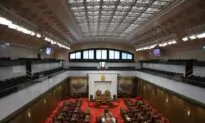 Bill Aims to Legally Recognize Evolution to More Independent, Less Partisan Senate