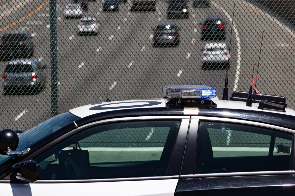 An overpass next to an area on the 55 Freeway where a fatal road rage shooting happened in Orange, Calif., on the morning of May 21, 2021. (John Fredricks/The Epoch Times)