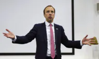 UK Ministers Reject Former Aide’s Allegations on COVID-19 Response