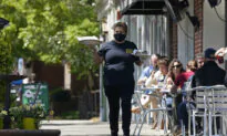 US Consumers Boosted Their Spending by 0.5 Percent in April