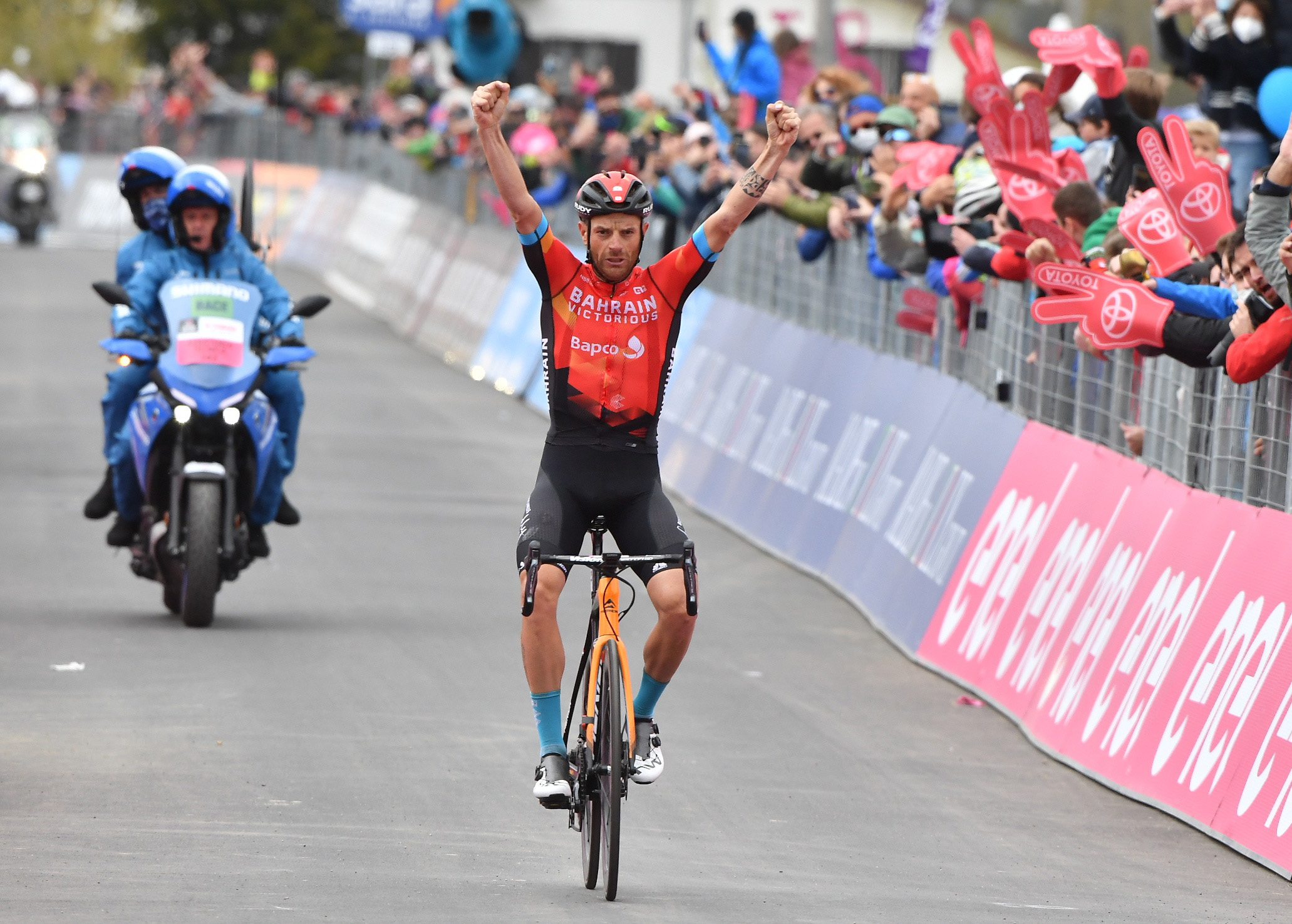 Bernal Closes on Giro Title as Caruso Wins Penultimate Stage - Vimarsana News