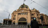 Australian Police Officer Suspended Over ‘Sling Tackle’ Incident at Melbourne’s Flinders Street Station