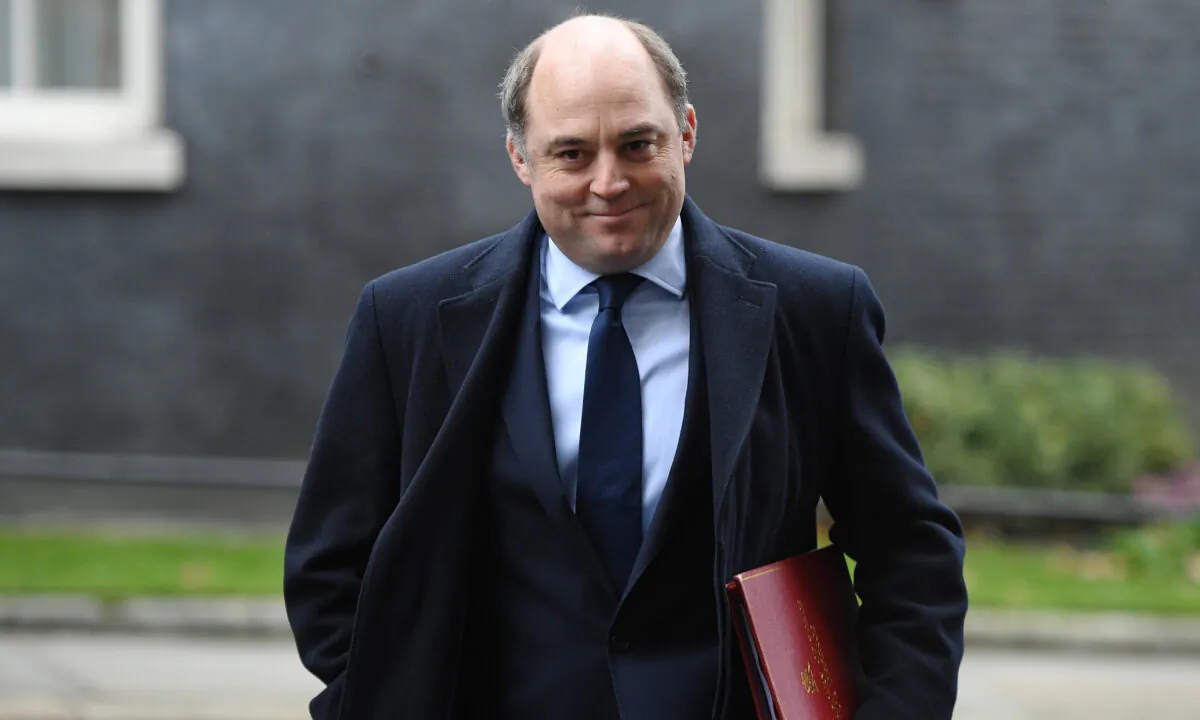 Defence Secretary Ben Wallace arrives at Downing Street for a cabinet meeting in London on Dec. 8, 2020. (Leon Neal/Getty Images)