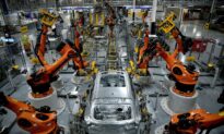 US Manufacturing Sector Picks up in May, Work Backlogs Rising: ISM