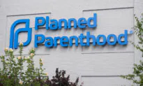 Planned Parenthood to Launch Clinic-On-Wheels for Illinois Border Near States With Abortion Bans