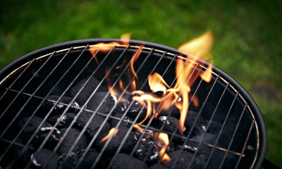 Quick and Easy Outdoor Cleaning and Storage Tips