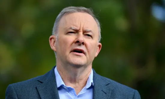 Labor Vows to Pip Liberals in Cutting Cost of Medications