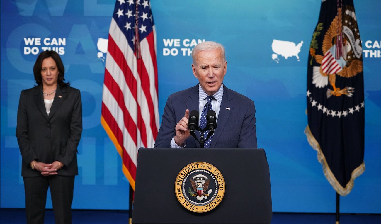 Biden Announces 5-Part Vaccine Effort to Have 70 Percent of Adults Jabbed by July 4 - Vimarsana News