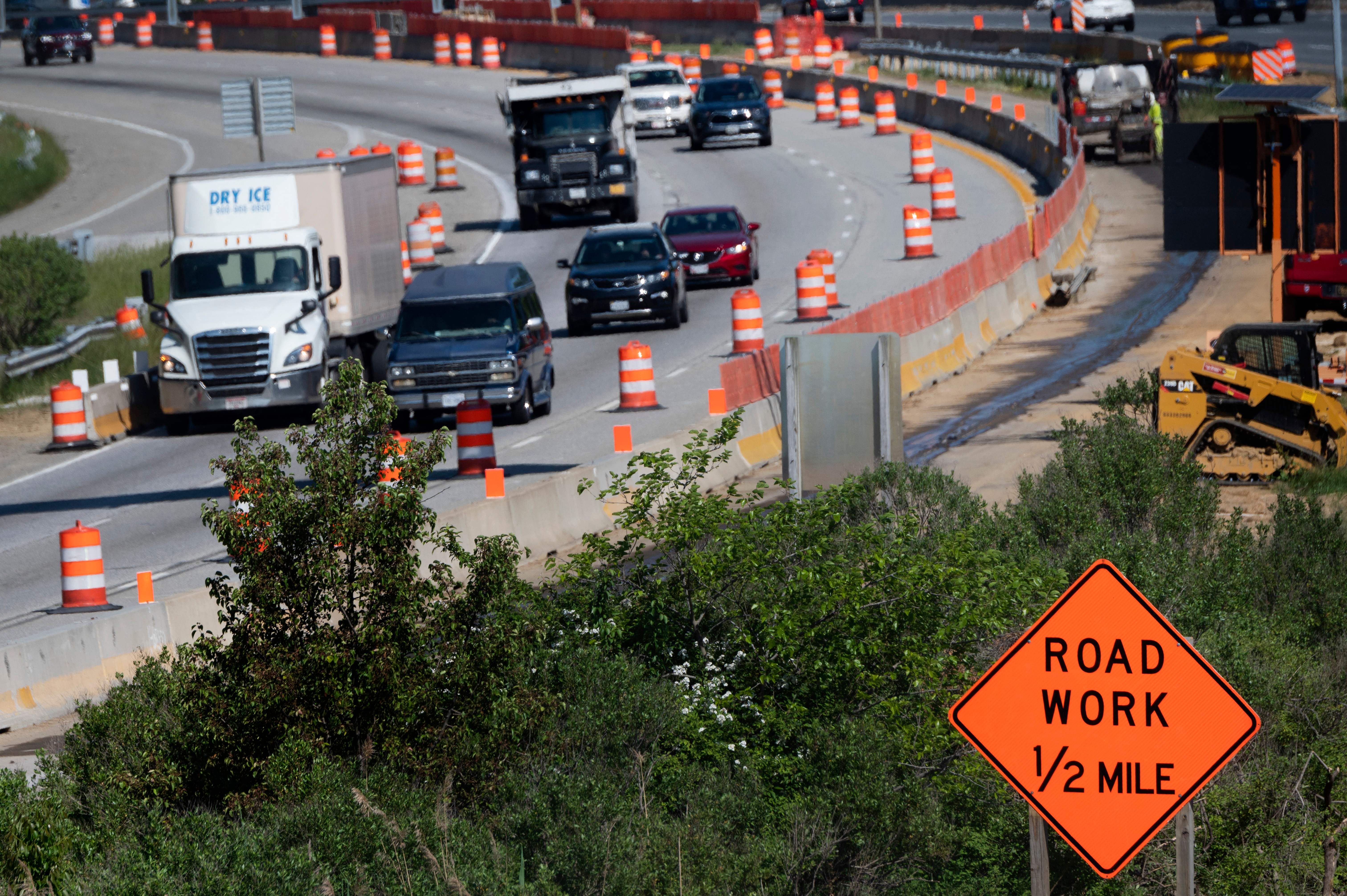 How Biden's Favored Unions Could Get Jammed in His Infrastructure Traffic - Vimarsana News