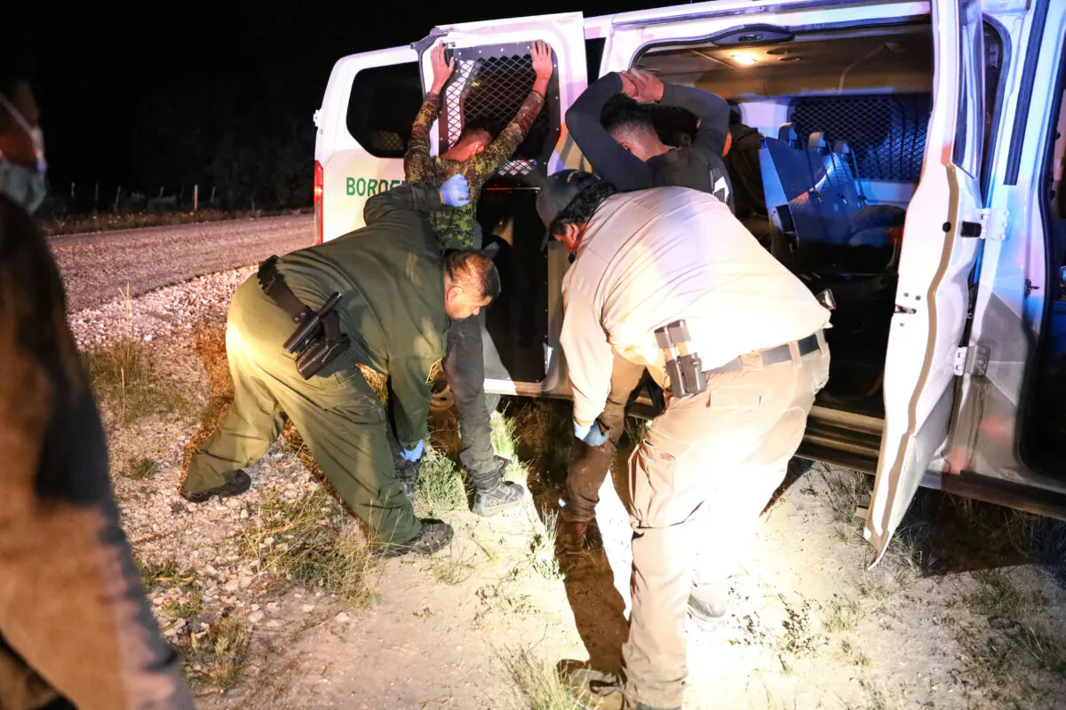 Border Patrol takes seven illegal aliens from Guatemala into custody near Brackettville, Texas, on May 25, 2021. (Charlotte Cuthbertson/The Epoch Times)