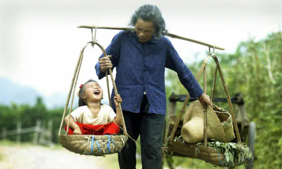 3-Child Policy, Raising Retirement Age Won’t Solve China’s Pension Deficit