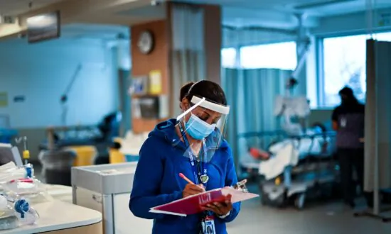 More Canadians Living With, and Surviving, Cancer: Report