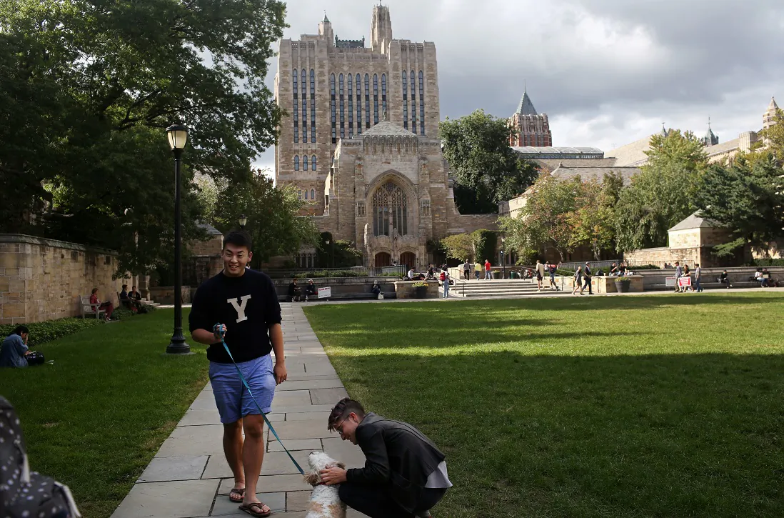 Students walk through Yale University in New Haven, Conn., on Sept. 27, 2018. (Yana Paskova/Getty Images)