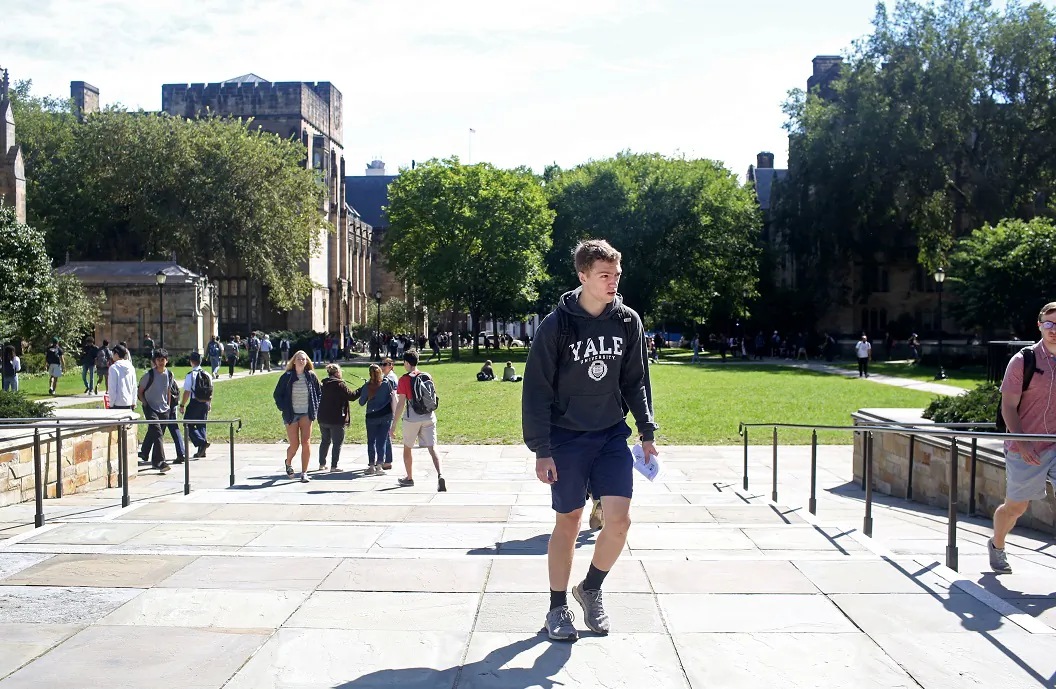 Students walk through the campus of Yale University in New Haven, Conn., on Sept. 27, 2018. (Yana Paskova/Getty Images)