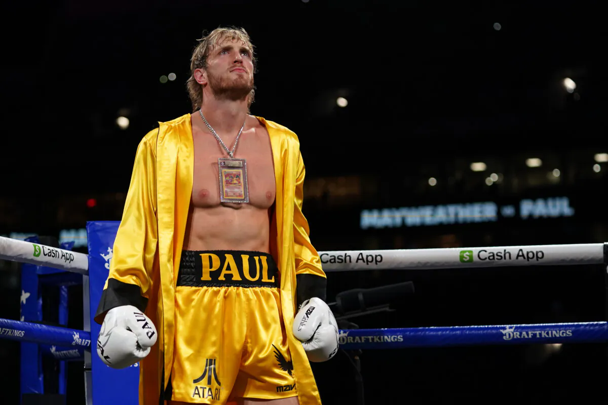 Logan Paul stands in the ring prior to an exhibition boxing match against Floyd Mayweather Jr. (not pictured) at Hard Rock Stadium in Miami, Fla., on Jun 6, 2021. (Jasen Vinlove-USA TODAY Sports)
