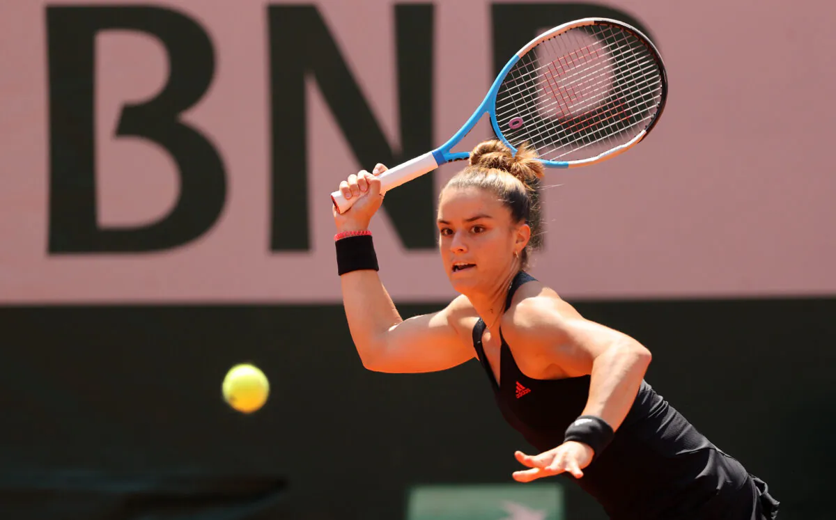 Maria Sakkari of Greece hits a forehand during her Ladies Singles Quarter-Final match against Iga Swiatek of Poland on Day Eleven of the 2021 French Open at Roland Garros in Paris, on June 9, 2021. (Clive Brunskill/Getty Images)