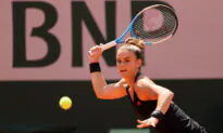 Sakkari Stops 2020 Champ Swiatek’s French Open Streak in Quarter Finals