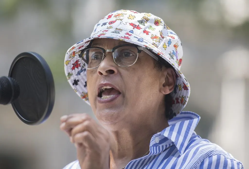 Former Liberal Party of Canada MP Marlene Jennings speaks during an event called 'Our Long Walk Home', in Montreal, Aug. 1, 2020, where organizers encouraged people to participate in their campaign to buy back and rebuild a lot that formerly housed the Negro Community Center (NCC). (The Canadian Pres/Graham Hughes)