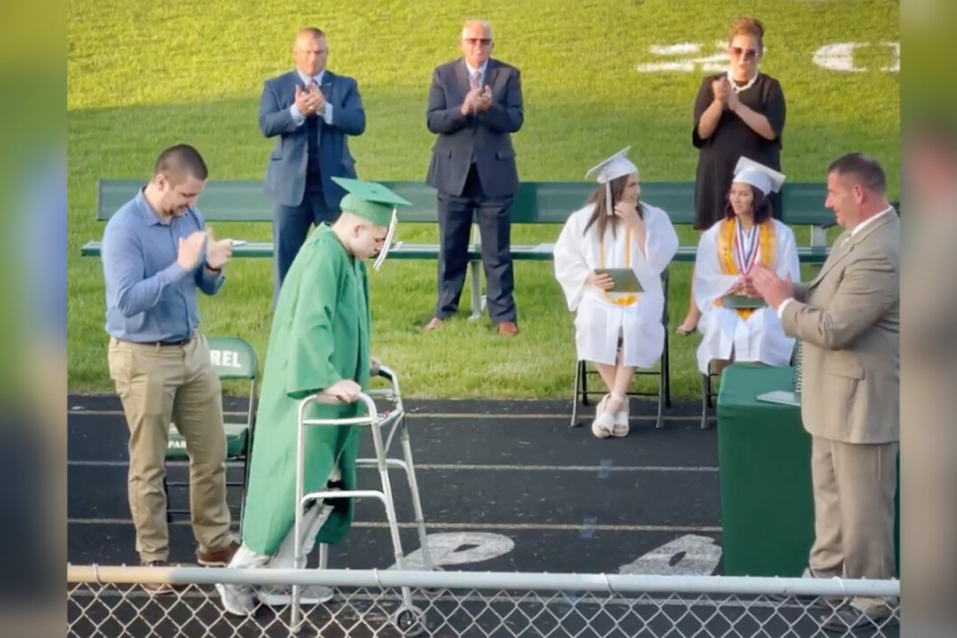 High School Senior Paralyzed Playing Football Walks Across Stage During ...